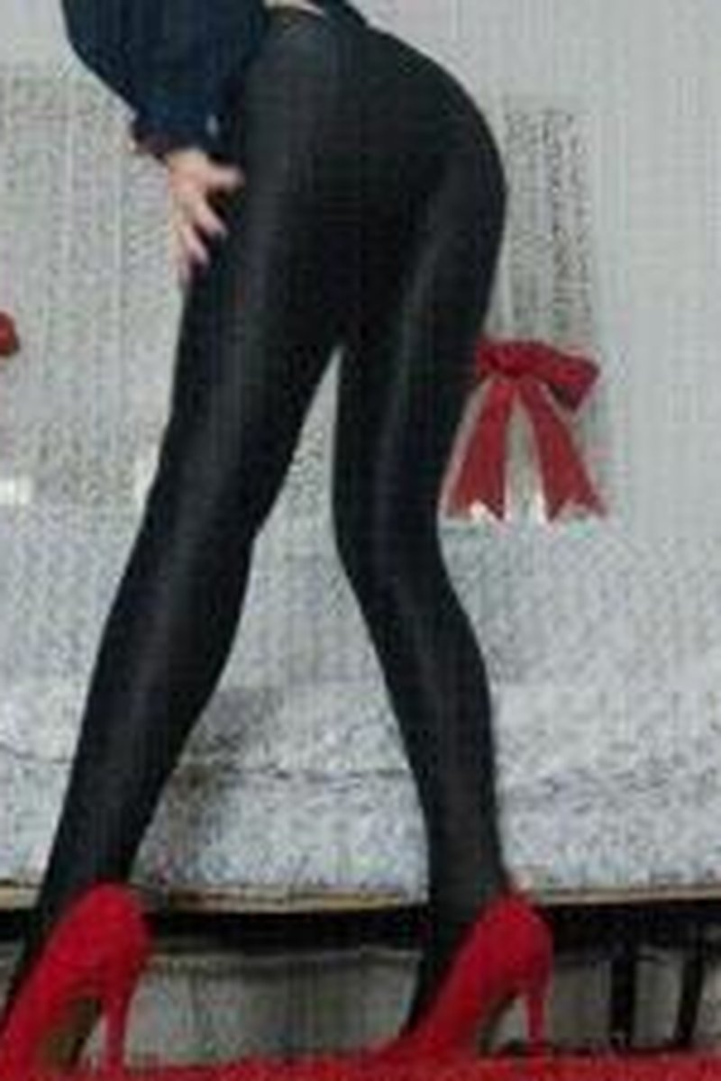 Crossed Legs Edging - Screenshot 1 of 4 - Domination