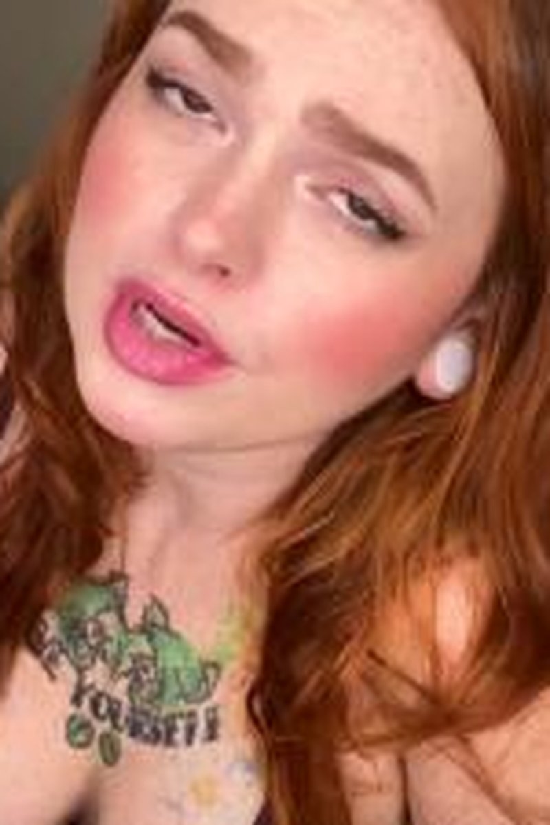 Sissy Task 3: Hole Training - Screenshot 1 of 4 - Anal Training