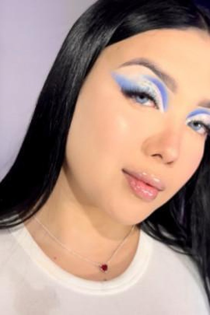 Makeup Tutorial #Sfw #Beauty - Screenshot 1 of 4 - Contest