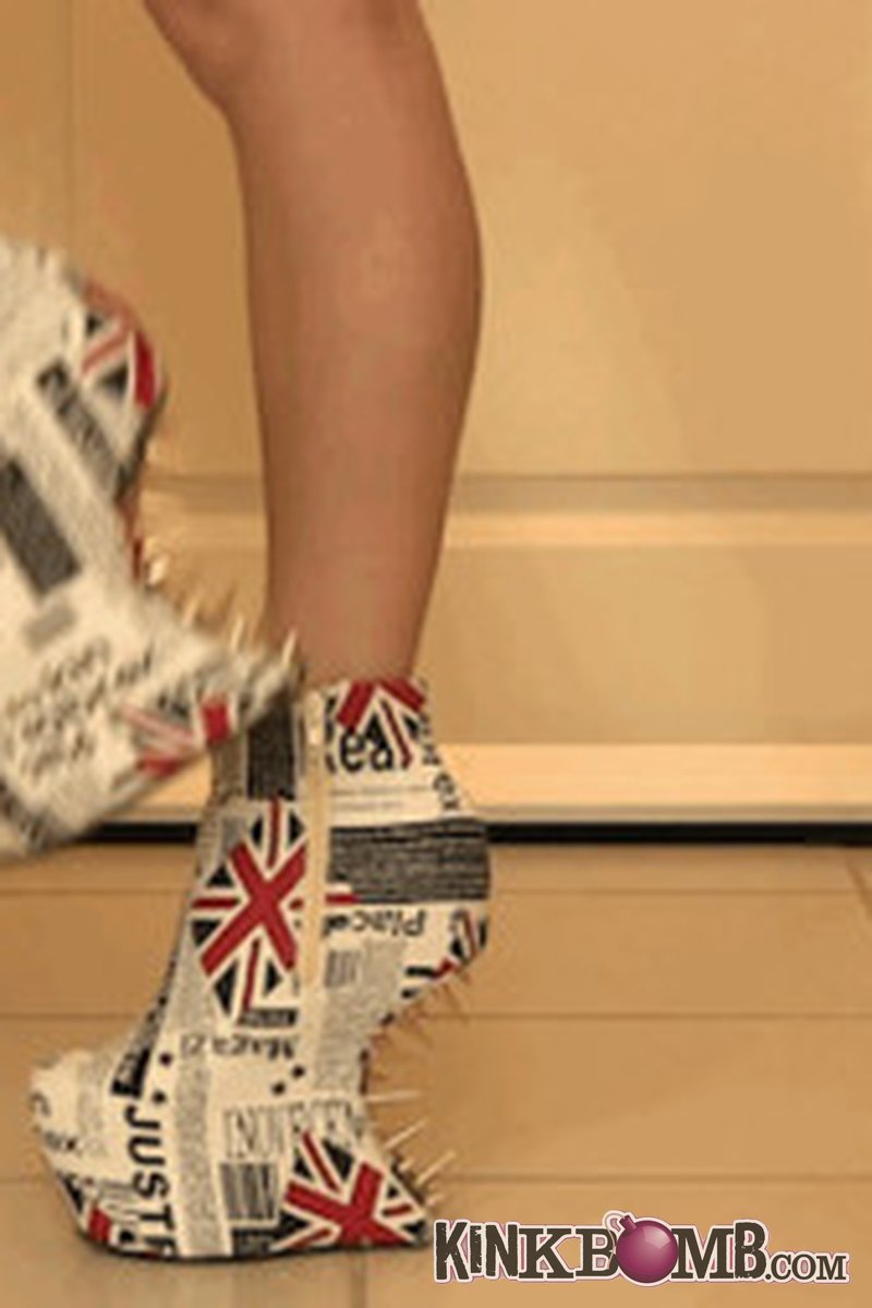 Princesspixie: Uk Shoes - Screenshot 1 of 4 - Domination
