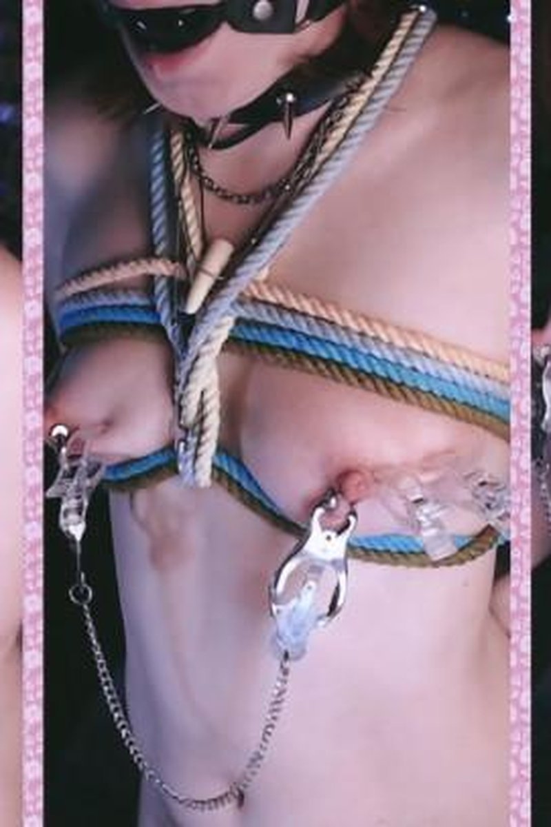Squirted Two Times - Screenshot 1 of 4 - Clamps