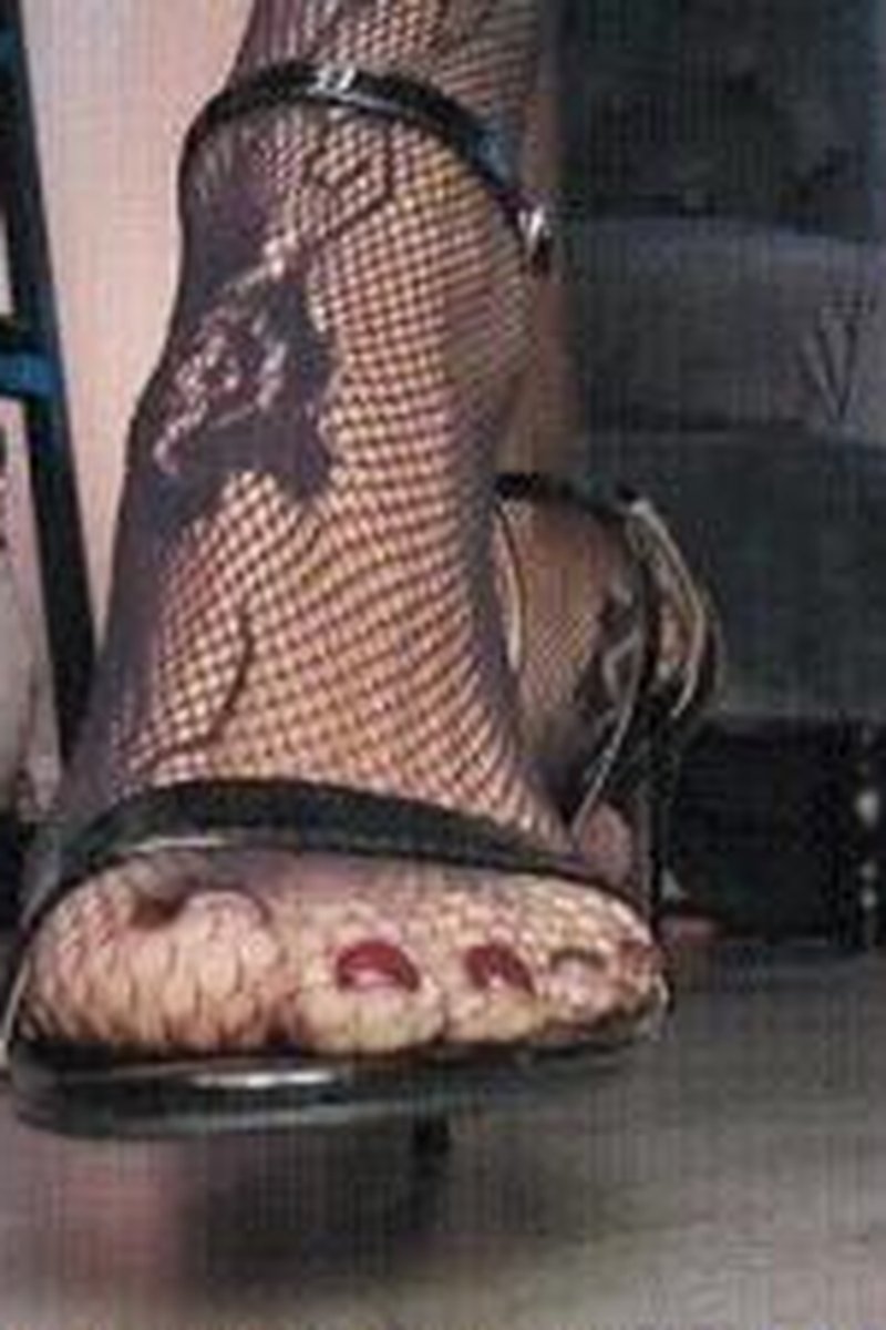 Fishnet Smush - Screenshot 1 of 4 - Body Worship