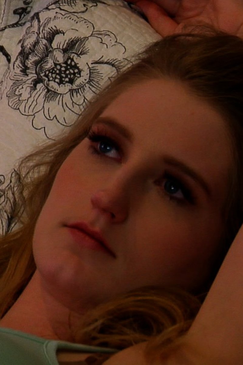 The Room - Screenshot 1 of 4 - Shayla La Veaux
