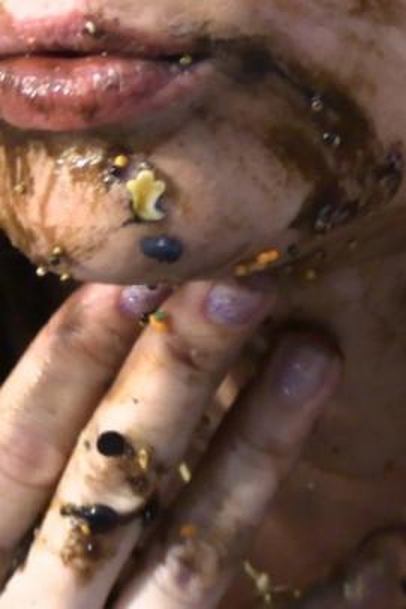Halloween Sprinkles Mouthfuls For Step-Daddy - Screenshot 1 of 4 - Food