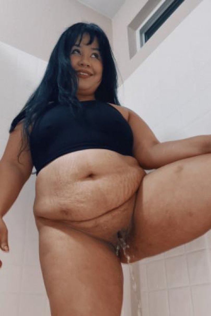 Watch Me Pee - Screenshot 1 of 4 - Asian