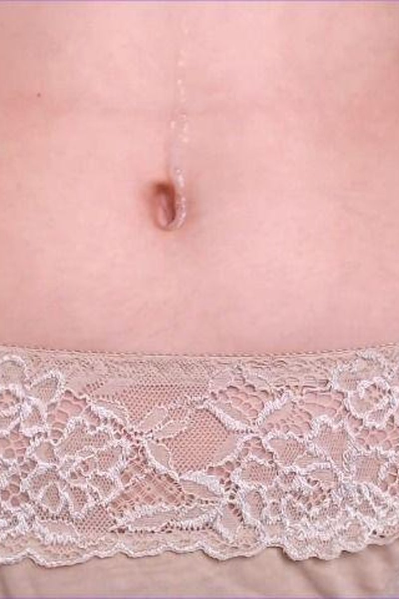 Wet Belly Button - Screenshot 1 of 4 - Belly Fetish