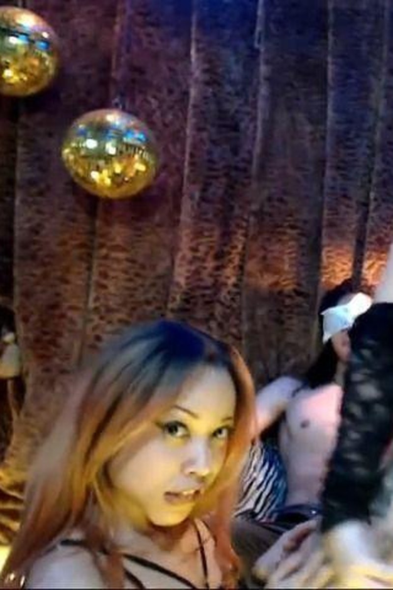 Dancing With Strangers - Screenshot 1 of 4 - Erotic Dancers