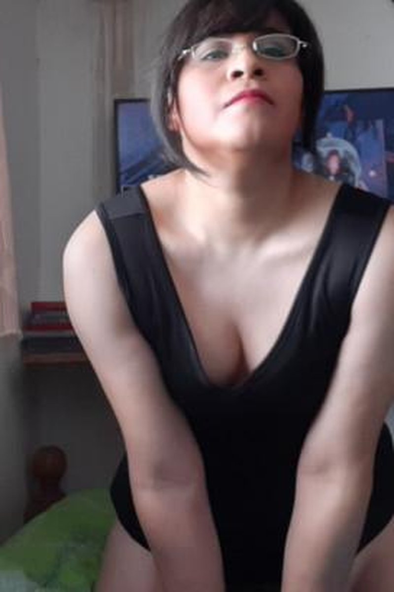 My Lonely Time - Screenshot 1 of 4 - Cross Dressing