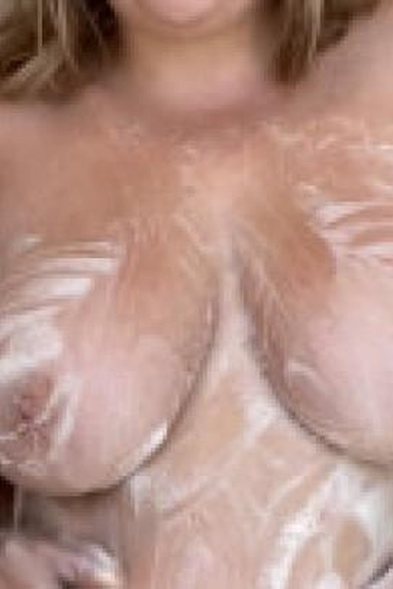 Soapy Shower Fun - Screenshot 1 of 4 - BBW