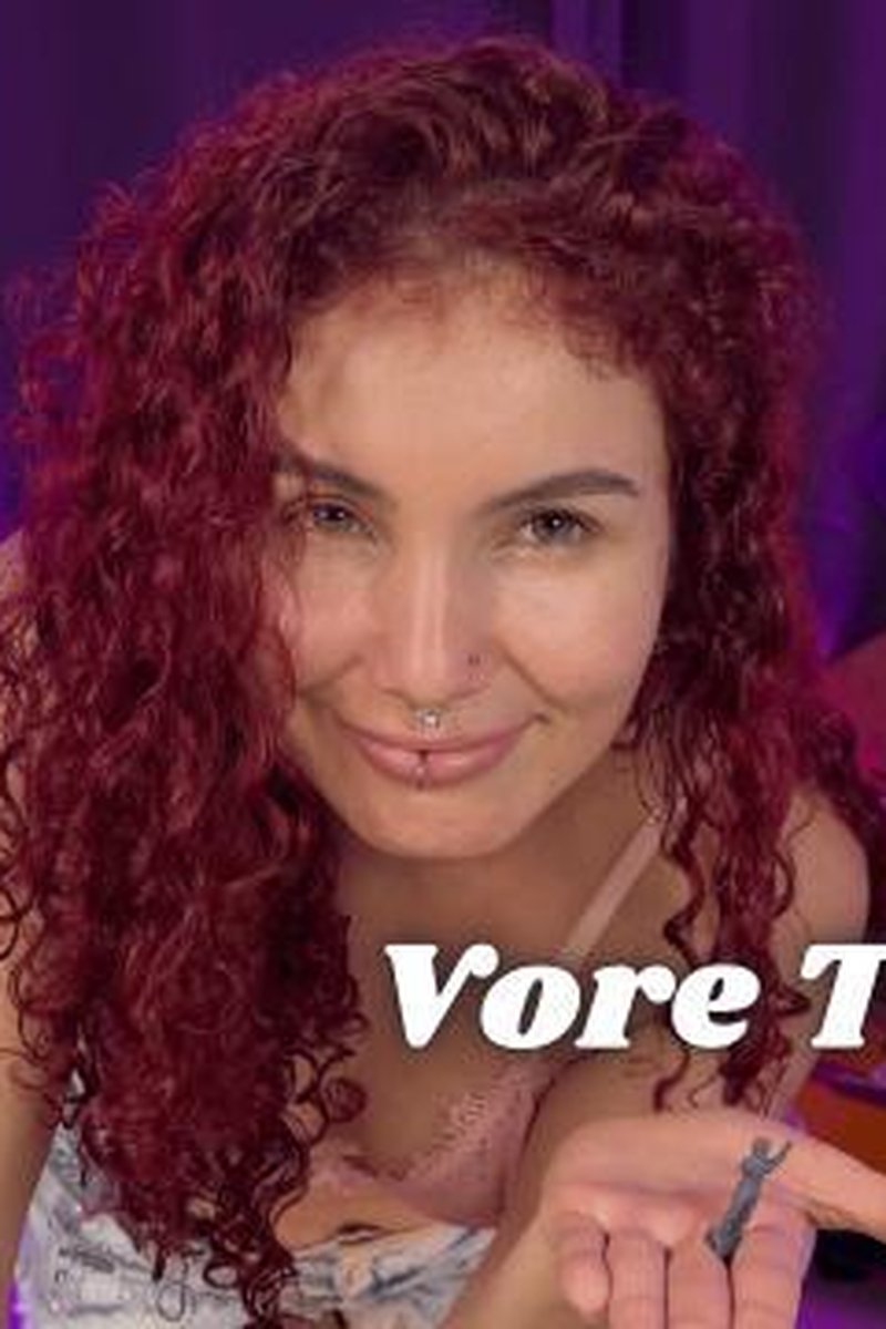 Vore Tiny Man - Screenshot 1 of 4 - Belly Fetish