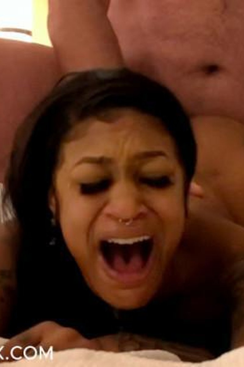 TP-manyvidsbleachedxxx-ebony-skoolgirl-stripper-gets-slutted-creampied