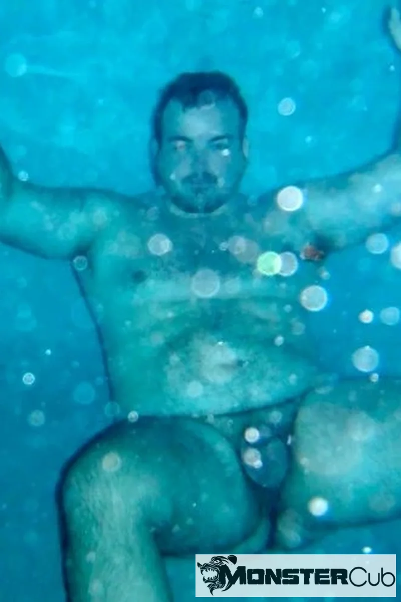 Chunky Dunk - Screenshot 1 of 4 - Big Dick
