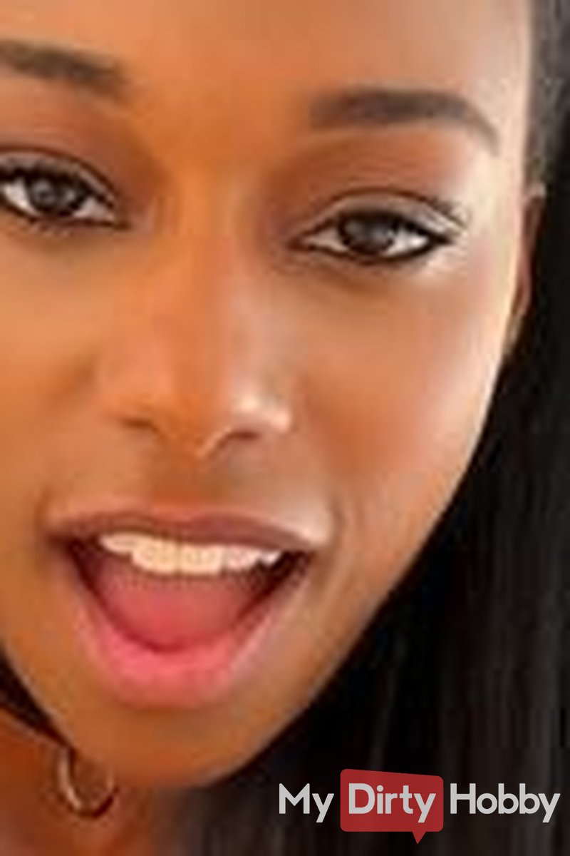Extrem Gieriger Blowjob - POV - Screenshot 1 of 4 - Nikimay