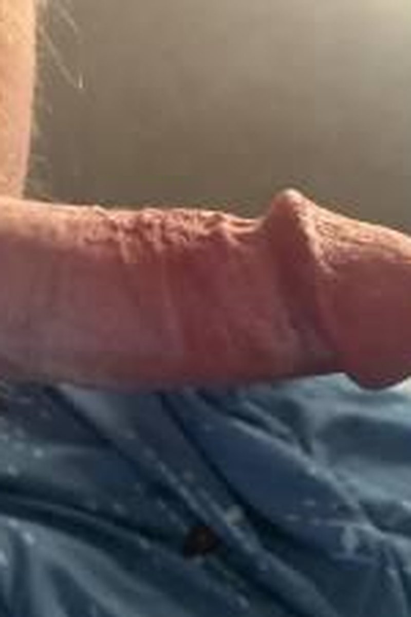 Jacking Off - Screenshot 1 of 4 - Bitch