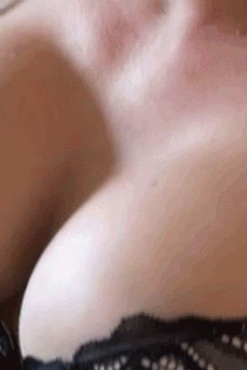 Single Step-Mom's New Dating Strategy - Screenshot 1 of 4 - Big Tits
