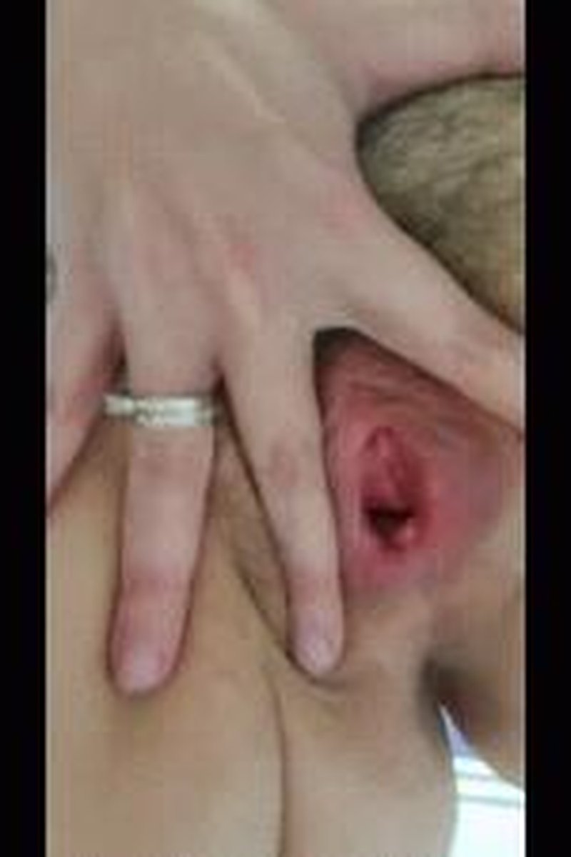 Queef Sesh - Screenshot 1 of 4 - MILF (30+)