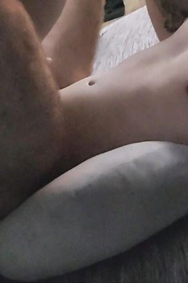 XXX - Screenshot 1 of 4 - Anal