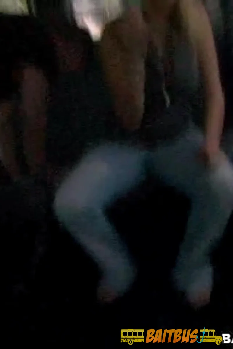 Loren - Screenshot 1 of 4 - Anal