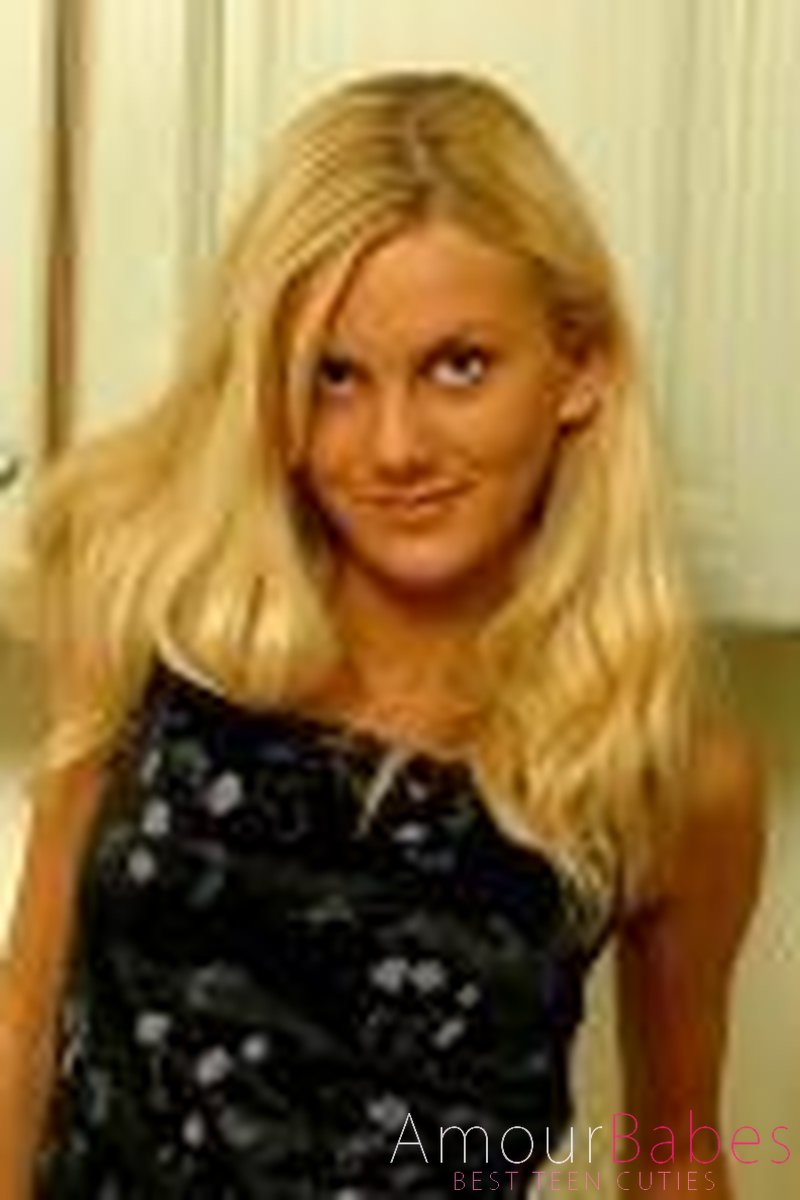 Kristy - Screenshot 1 of 4 - Babes
