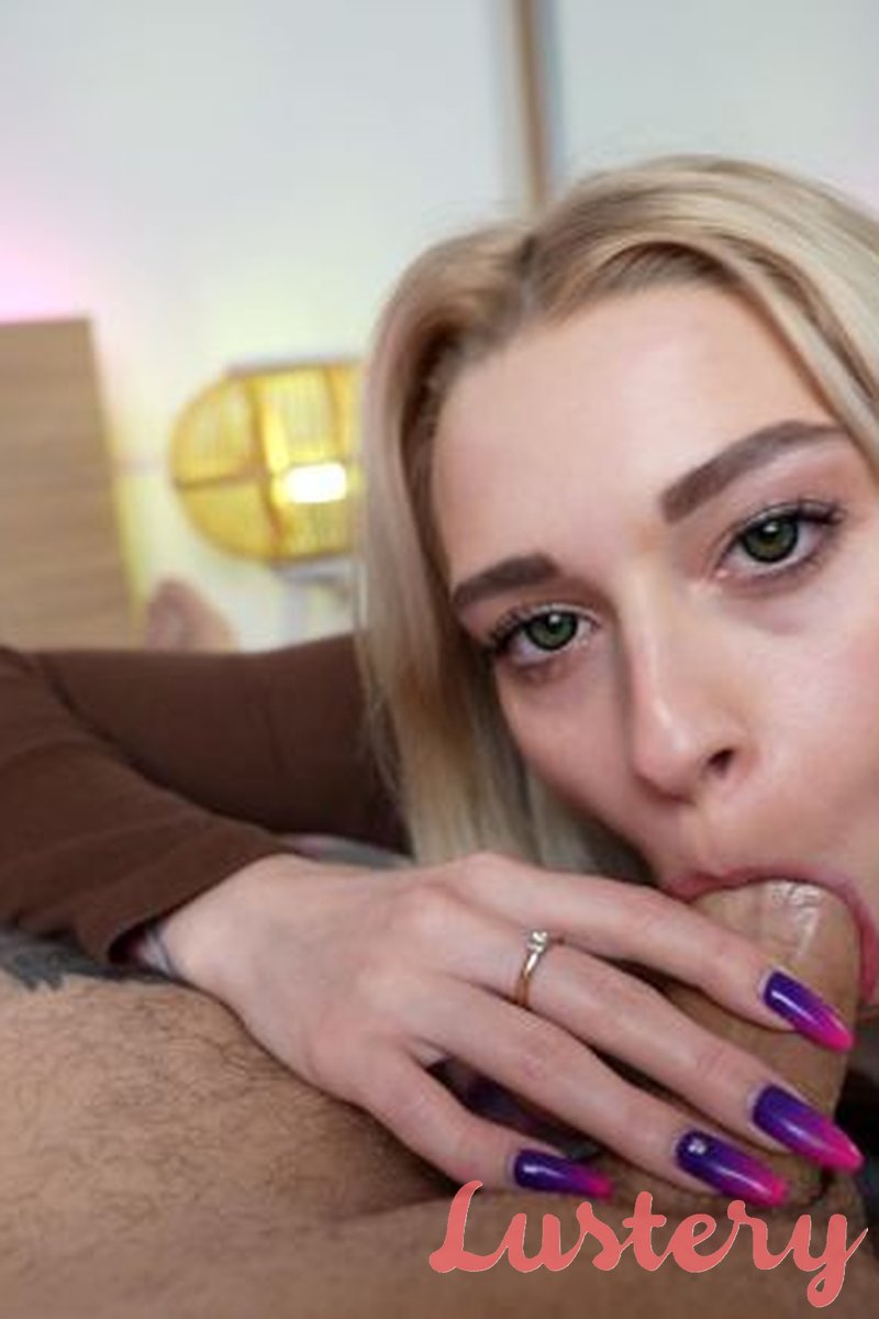 Deep Throat - Screenshot 1 of 4 - All Sex