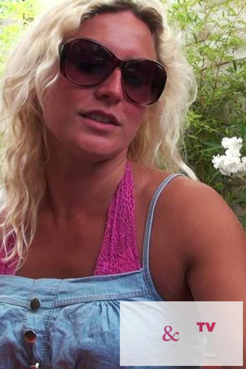 Lyvia - Screenshot 1 of 4 - Facial