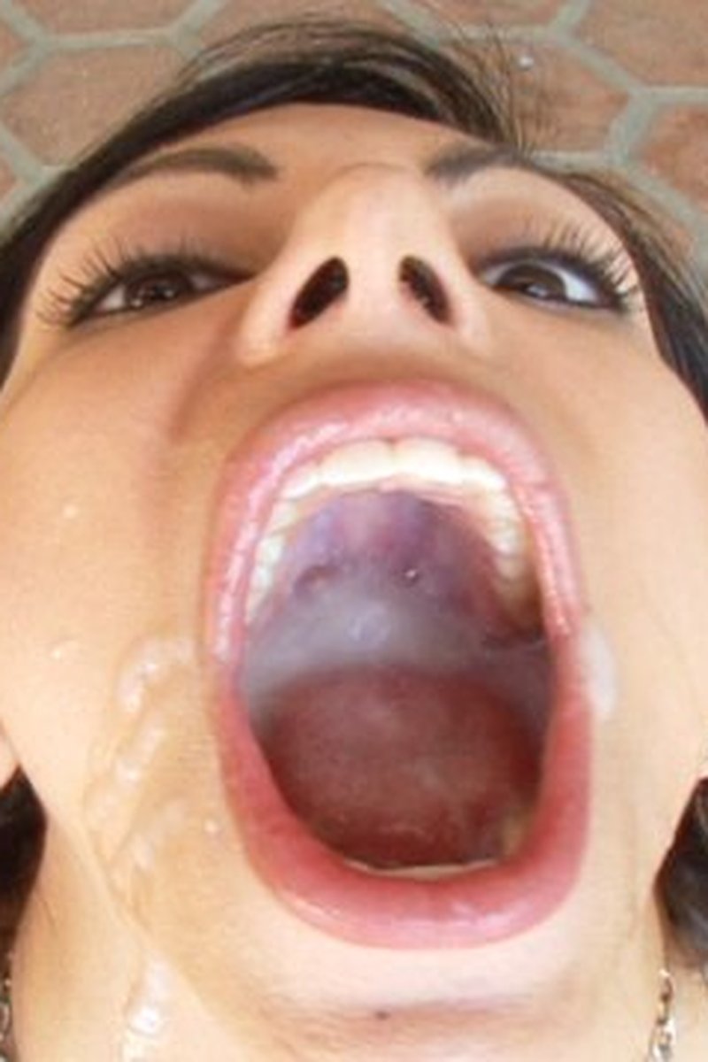 Lela Star - Screenshot 1 of 4 - Blowjob