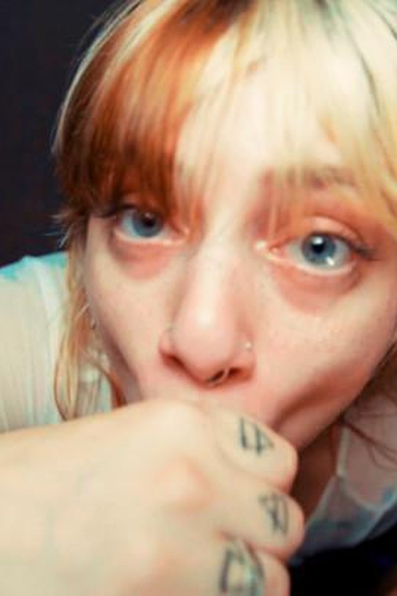 Study Slut - Screenshot 1 of 4 - Blowjob