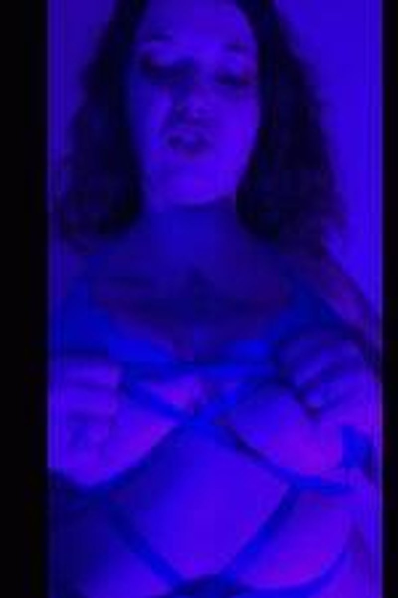 Delete Your Account - Screenshot 1 of 4 - Femdom