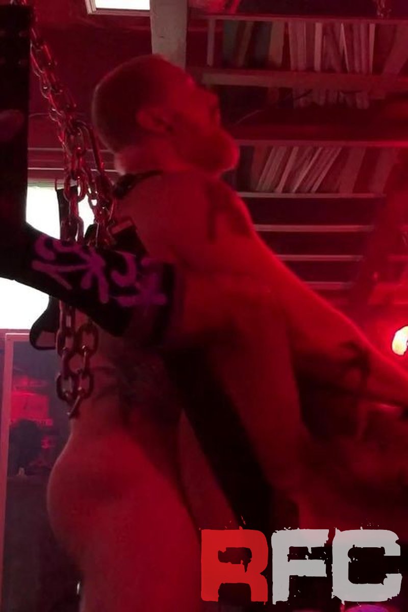 Bred & Fed - Screenshot 1 of 4 - Big Muscle Guys
