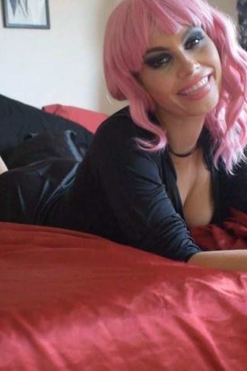 Arch Fetish - Screenshot 1 of 4 - Foot Fetish