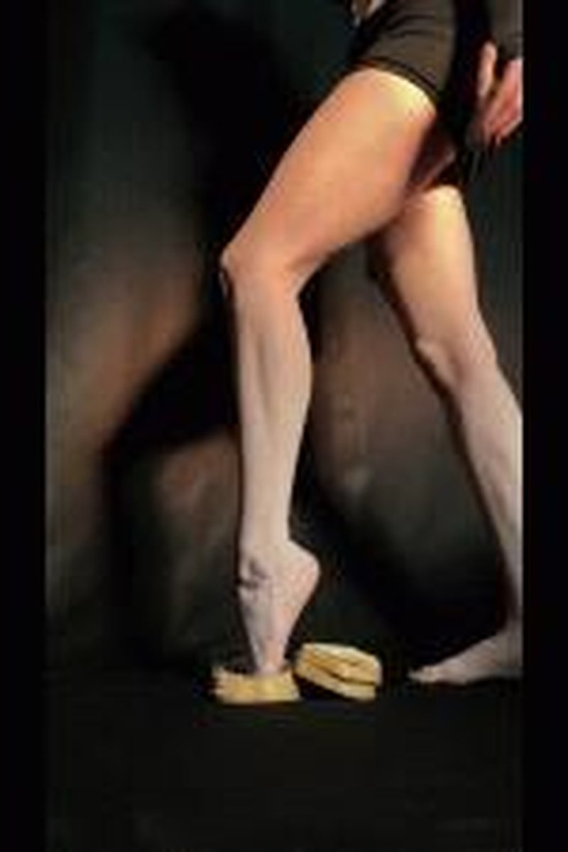 Bread Stomping - Screenshot 1 of 4 - Ballerina