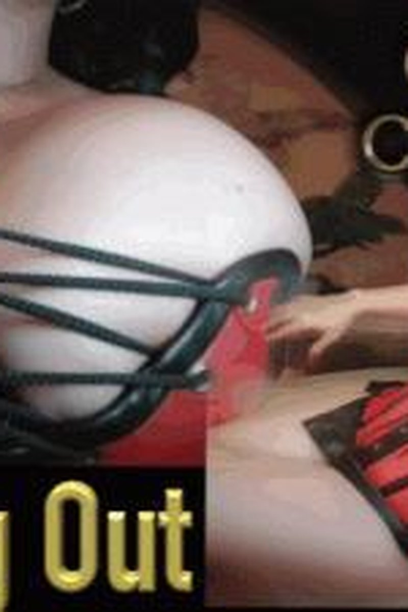 Busting Out - Screenshot 1 of 4 - Big Tits