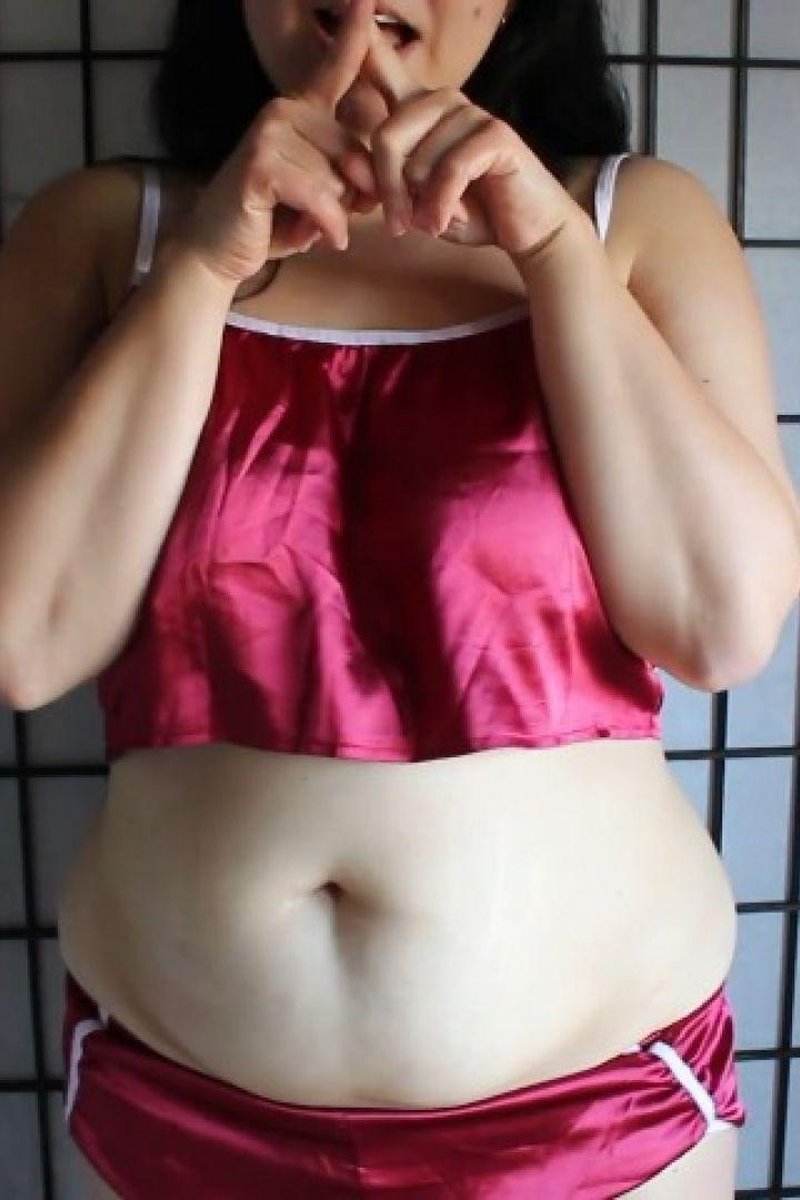 Teasing The School Principal - Screenshot 1 of 4 - BBW