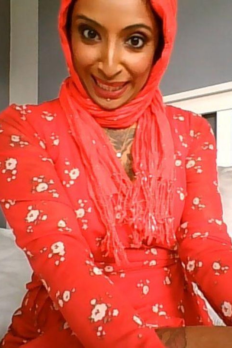 TP-manyvidsindianbabexx69xx-indian-hijabi-virgin-begs-for-white-masters-cum
