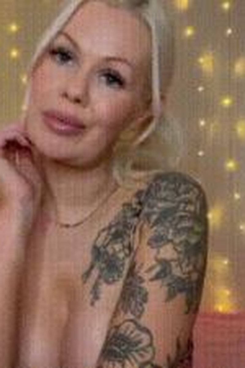 The Cuck Compilation - Screenshot 1 of 4 - Bitch