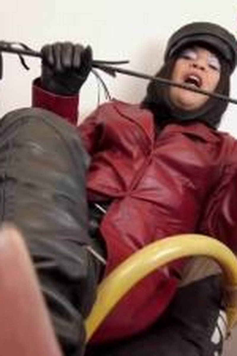 Training Boot Camp - Screenshot 1 of 4 - Boots