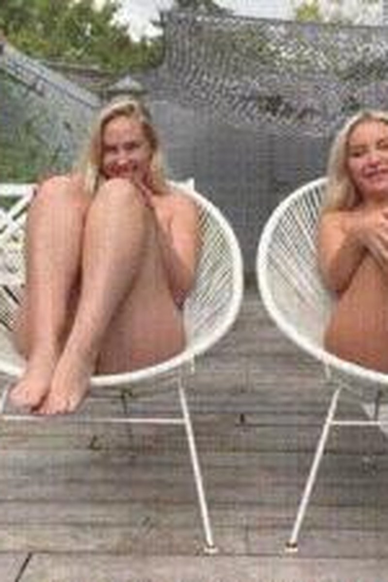 Two Blondes Mastrubating - Screenshot 1 of 4 - Blond Hair