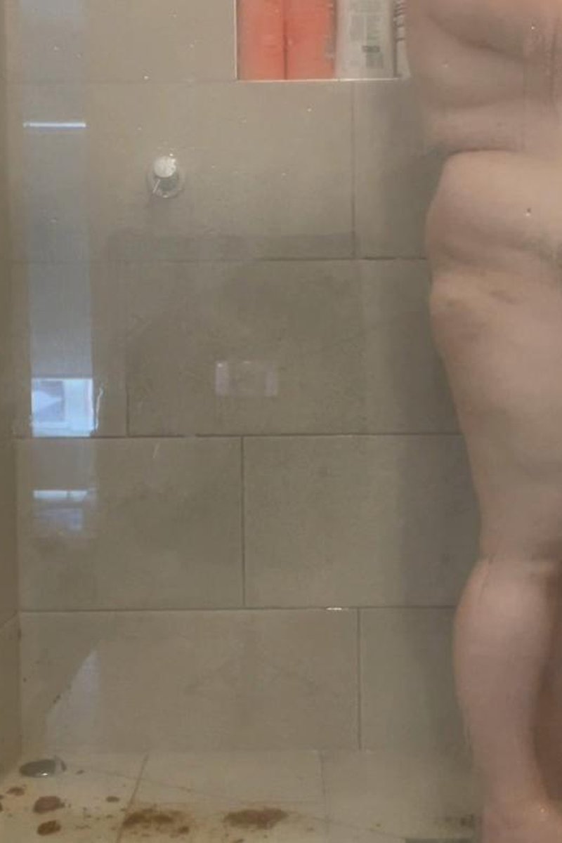 Shower Anal Prep - Screenshot 1 of 4 - Analprep