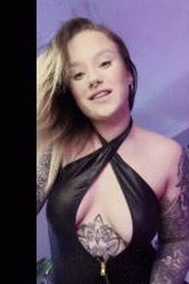 Breakfast Is Served - Screenshot 1 of 4 - Fetish
