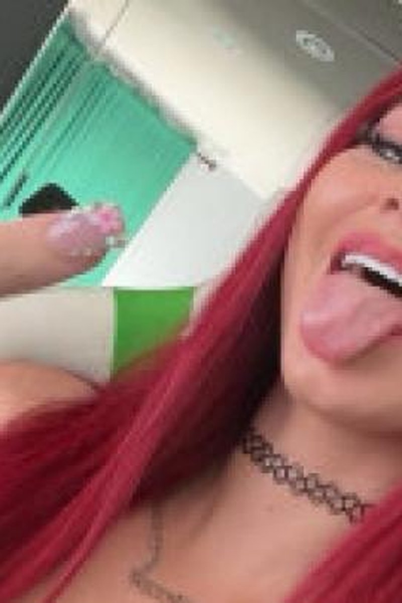 Findom - Screenshot 1 of 4 - Blackmail