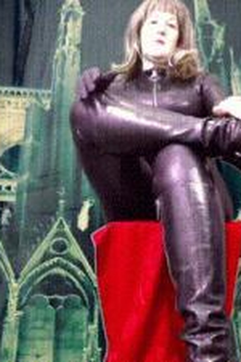 Boot Training - Screenshot 1 of 4 - BBW