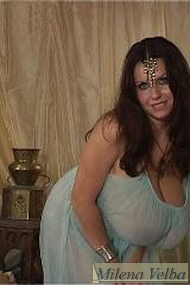 Ritual - Screenshot 1 of 4 - Babes