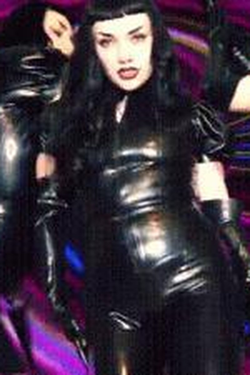 Rubber Reverence - Screenshot 1 of 4 - Captive