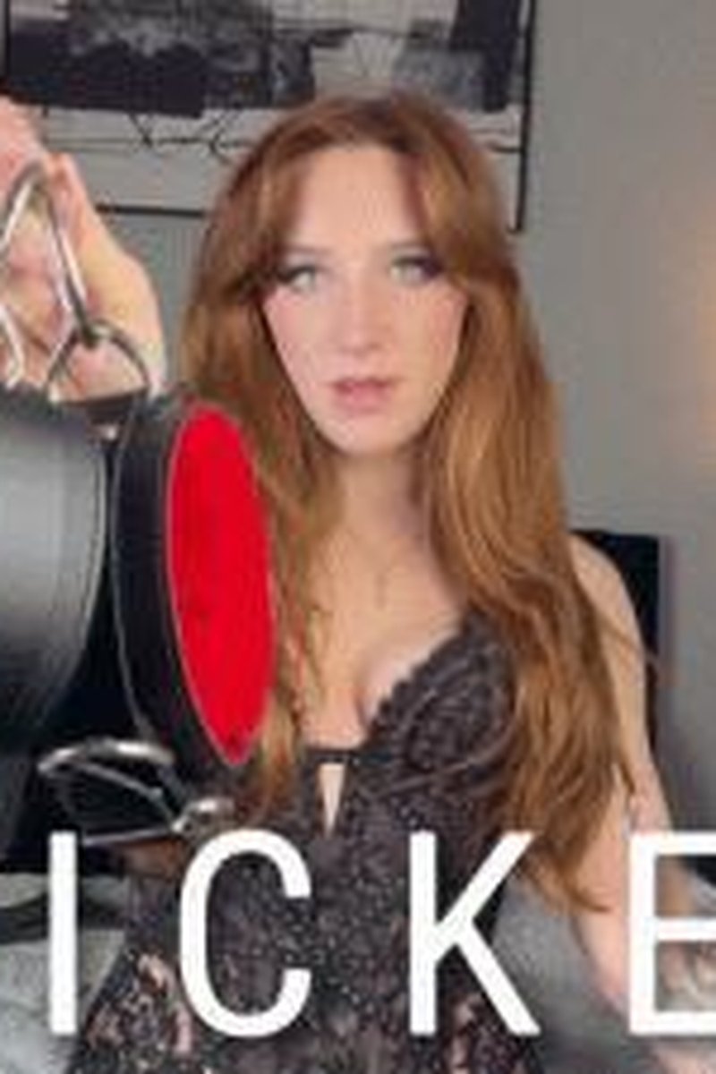 Tricked - Screenshot 1 of 4 - Blackmail