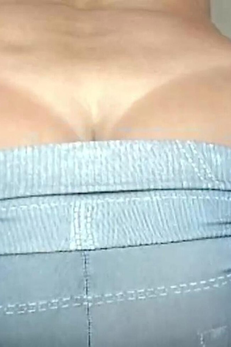 Plus 40 MILF Seeking Men To Have Orgasms Using Tight Leggings - Screenshot 1 of 4 - Amateur