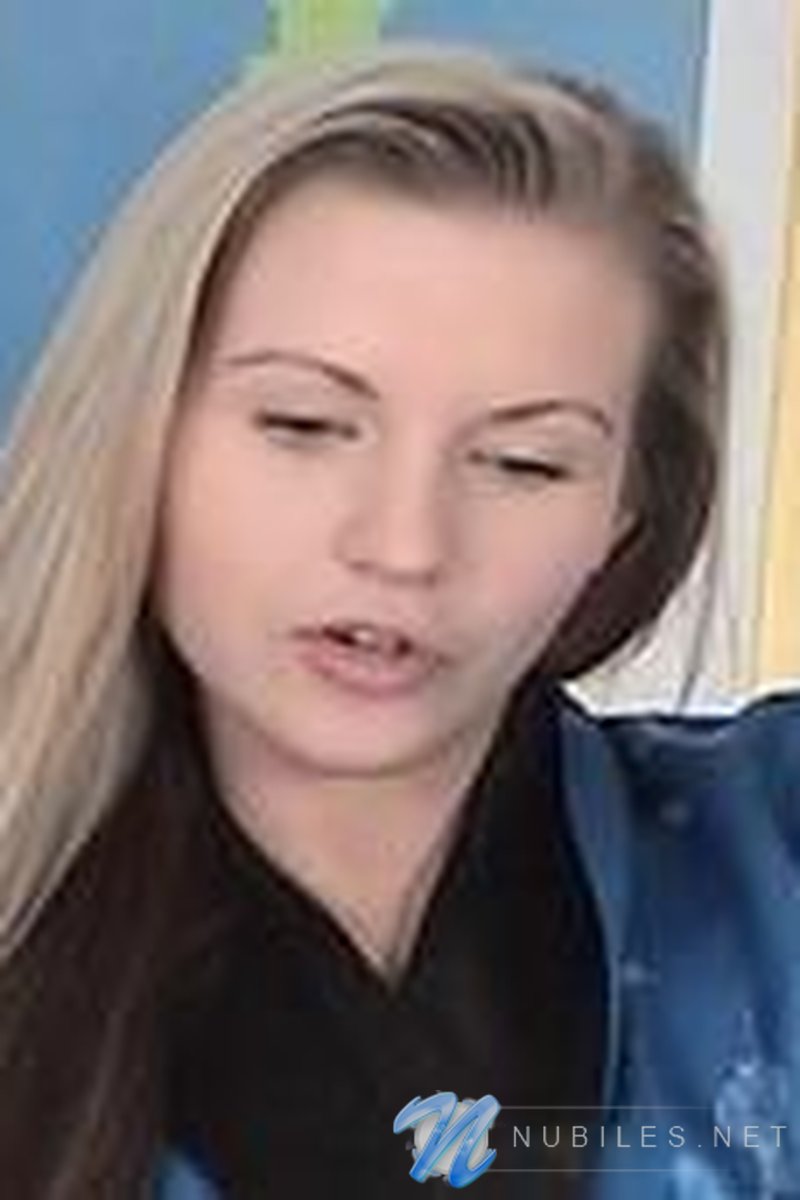 Interview - Screenshot 1 of 4 - Blond Hair