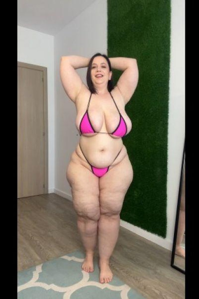 Tiny Bikini JOI - Screenshot 1 of 4 - BBW