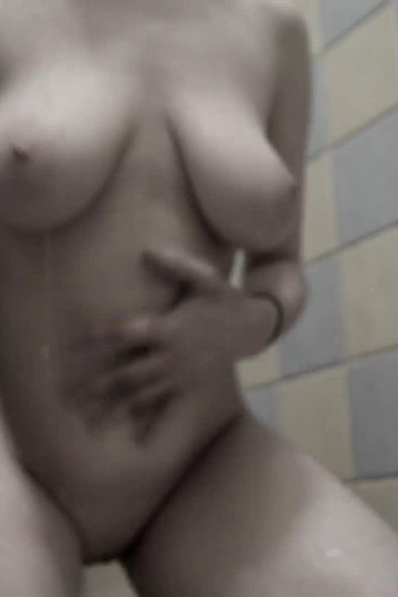 Shower Tease - Screenshot 1 of 4 - Butt Plug