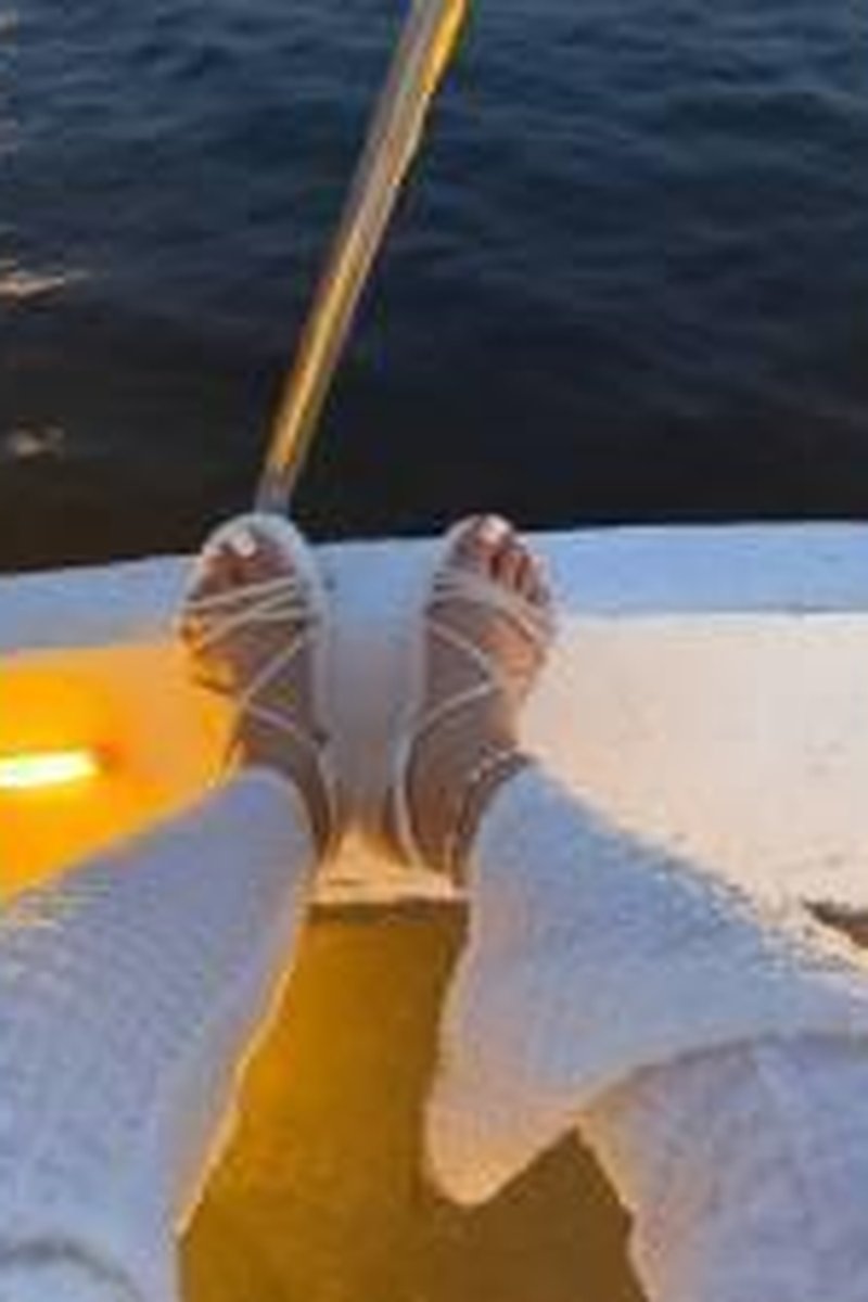 Feet - Screenshot 1 of 4 - BDSM