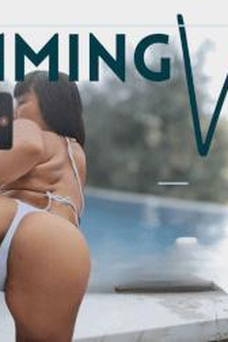 Swimming Pool Se* Teasing - Screenshot 1 of 4 - All Girl